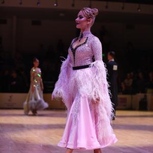 Розовый и черный стандарт - 2 платья